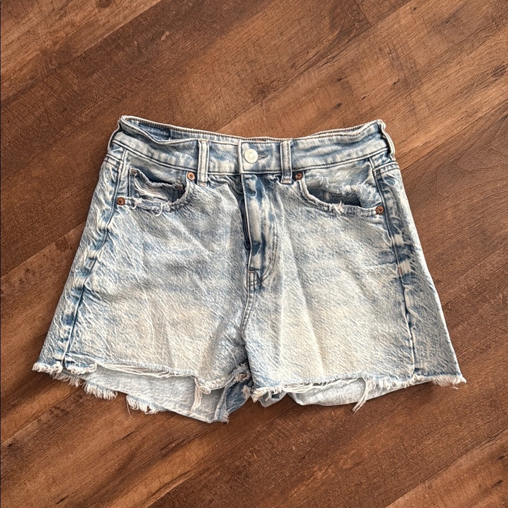 American Eagle Outfitters Light Wash Jean Shorts